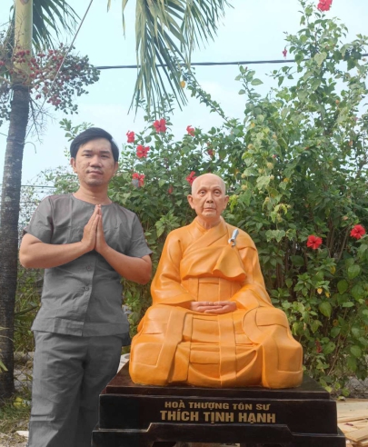 Tượng Hoà Thượng Thích Tịnh Hạnh