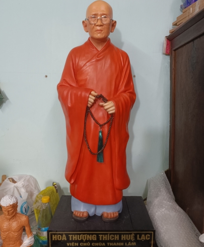 Tượng Hoà Thượng Thiền Sư