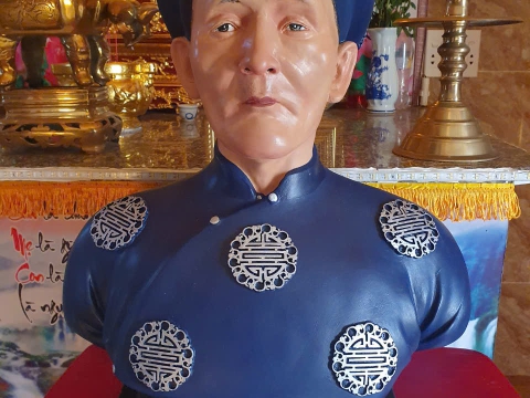 Địa chỉ nào nhận điêu khắc tượng chân dung theo yêu cầu?