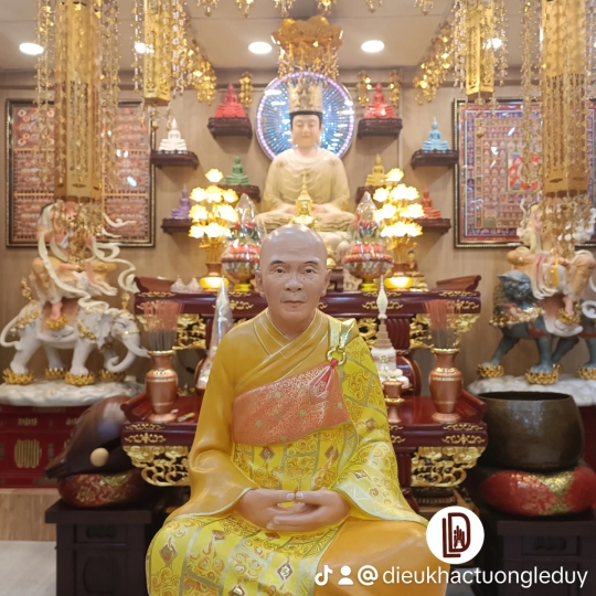 Tượng thiền sư 01