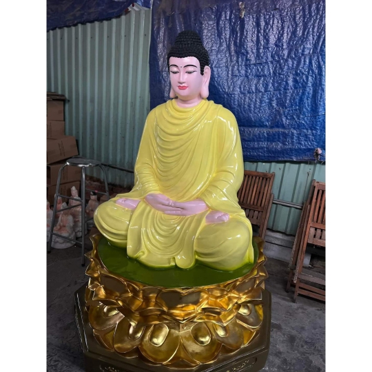 Tượng Phật A Di Đà ngồi đài sen