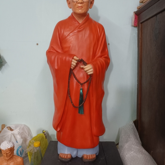 Tượng Hoà Thượng Thiền Sư