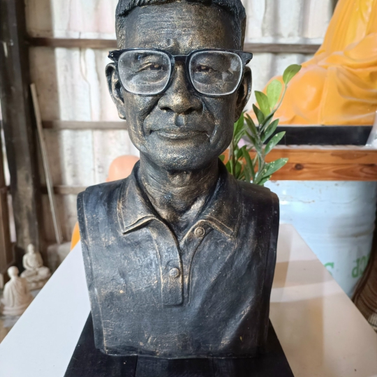 Tượng chân dung 03