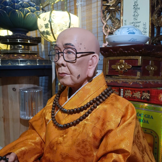 Tượng Trưởng Lão Hoà Thượng Thích Hiển Tu