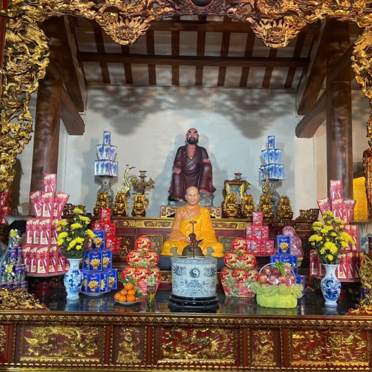 Tượng sư thầy Thích Thanh Định